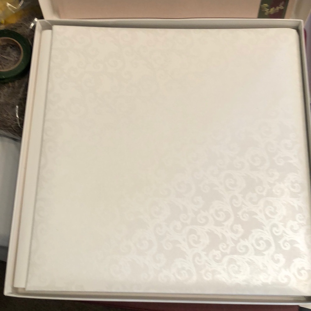 Creative Memories 12x12 White Album